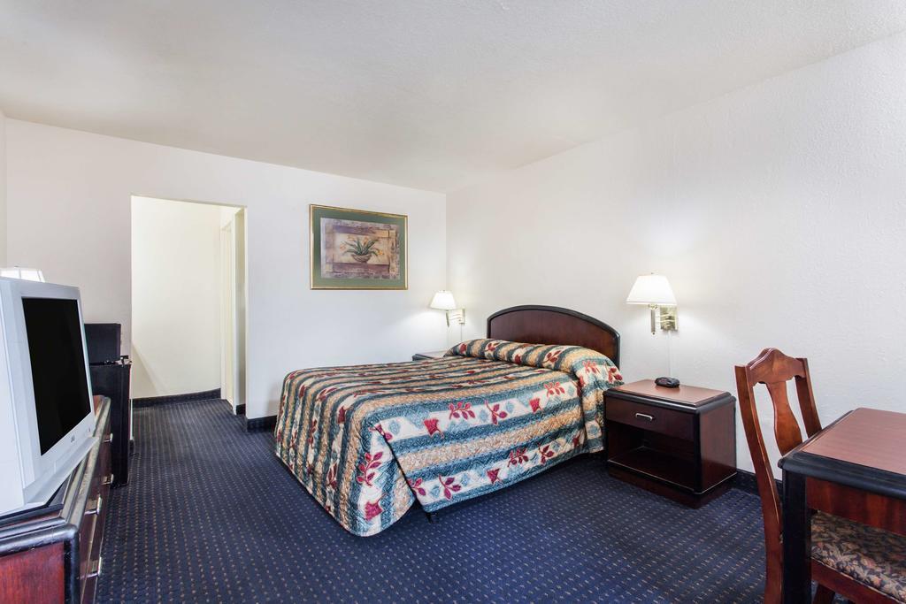 Knights Inn Virginia Beach Lynnhaven Buitenkant foto